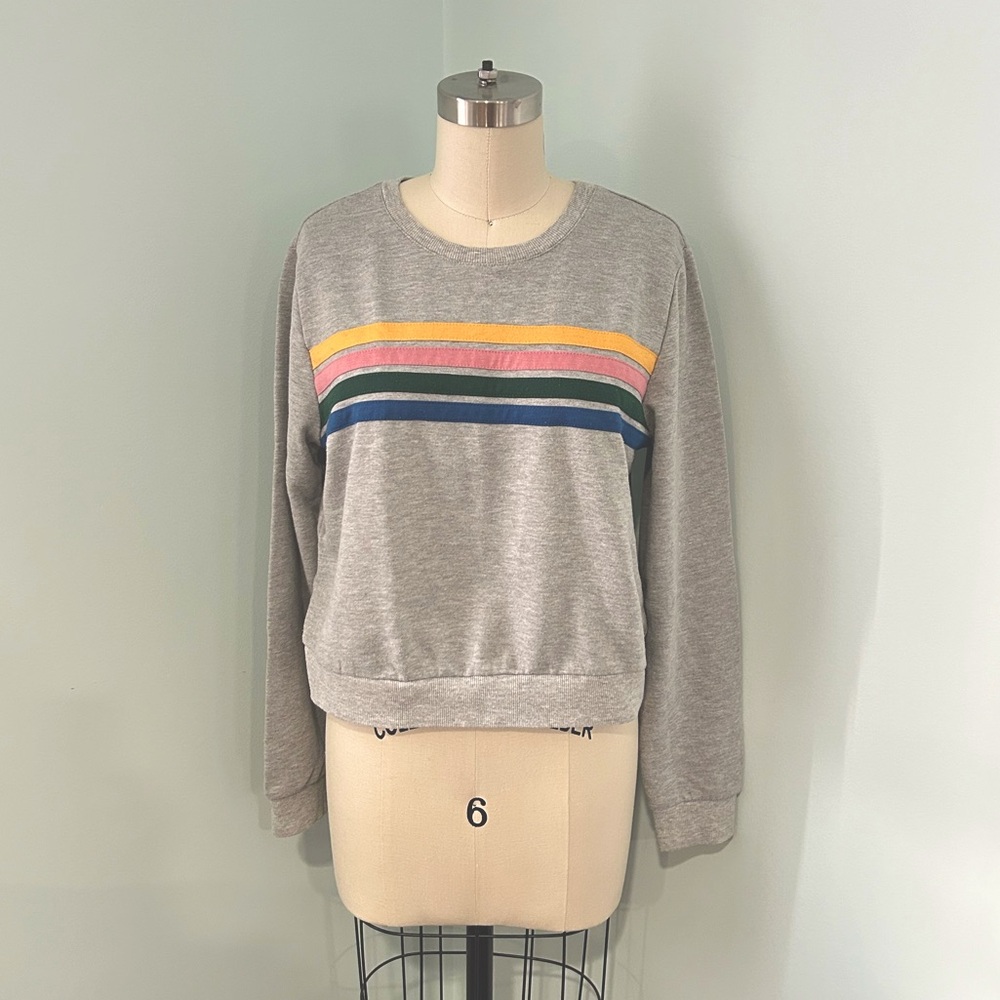 Forever 21 Grey Multi-color Stripe Sweater in Large - Picture 1 of 4